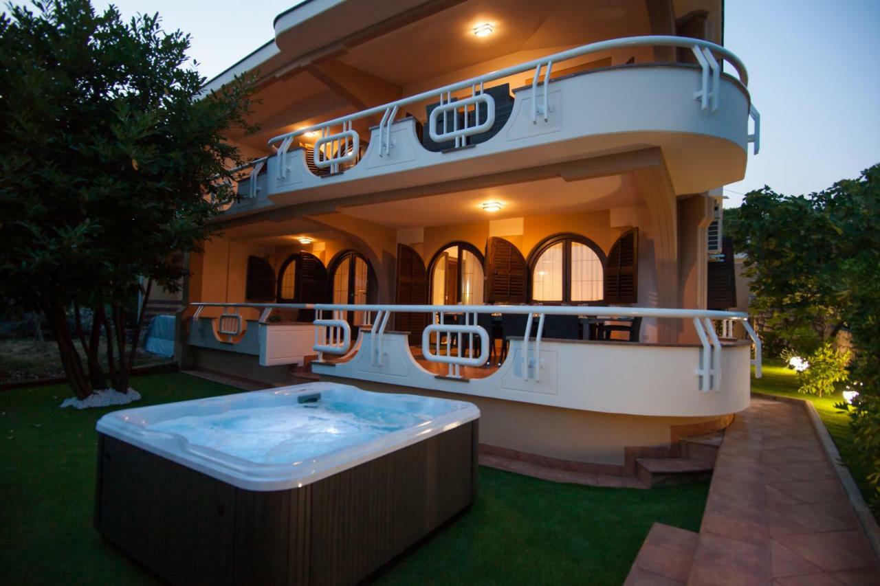 Villa Royale Krk 크르크 외부 사진