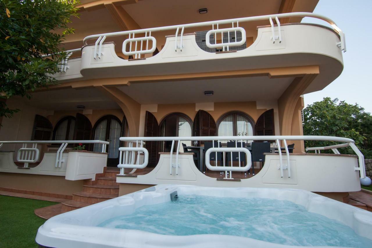 Villa Royale Krk 크르크 외부 사진
